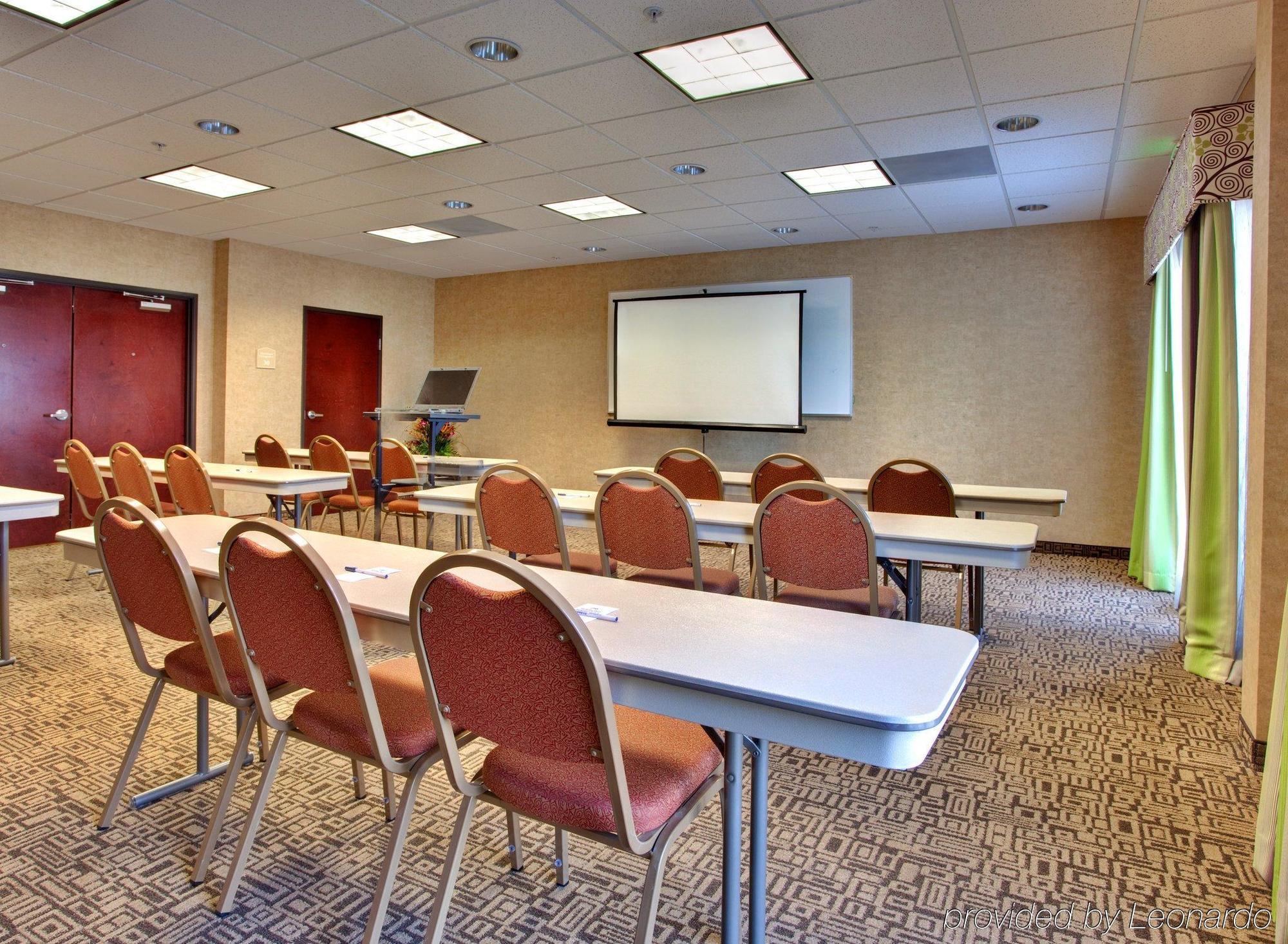 Hotel Holiday Express - Otay Mesa, An Ihg 2*