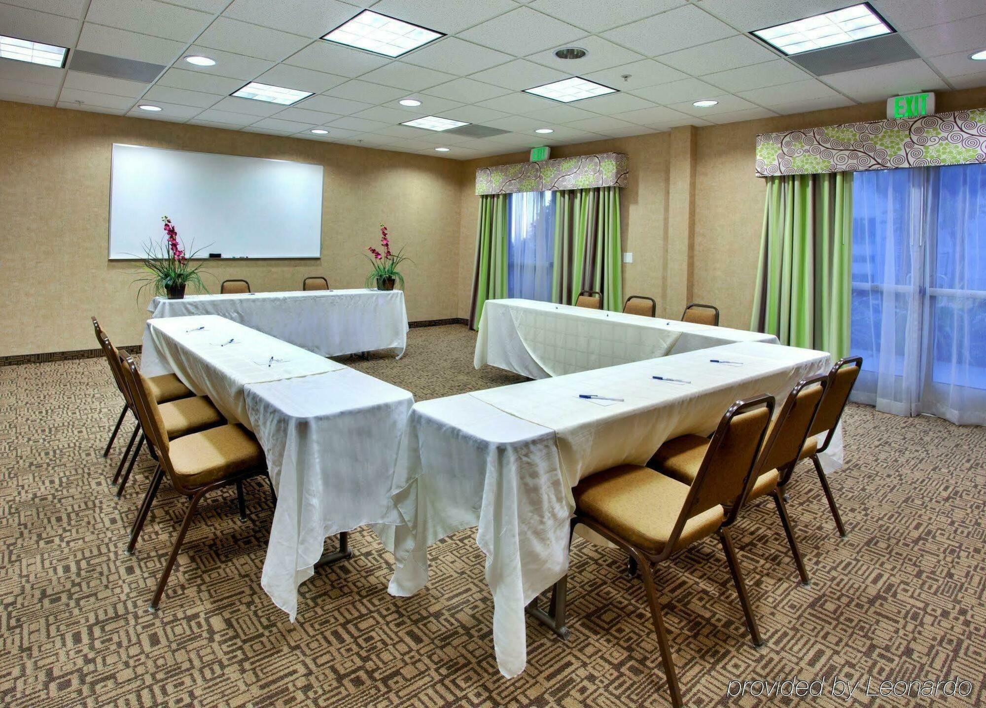 Express - Otay Mesa, An Ihg Hotel 2*